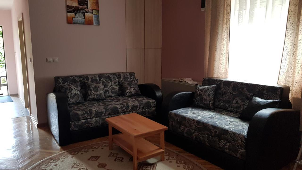 Apartmani V&F Vrnjačka Banja Eksteriør bilde