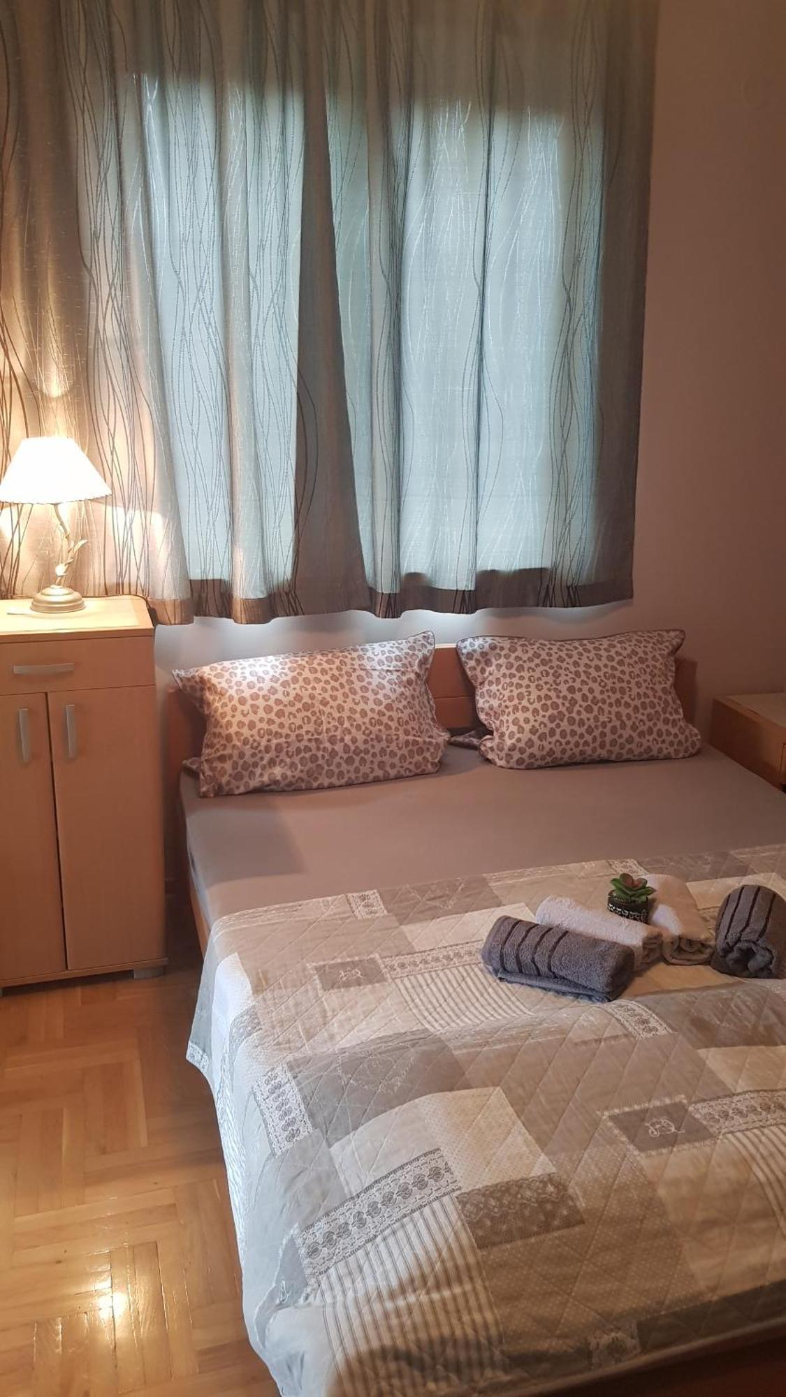 Apartmani V&F Vrnjačka Banja Rom bilde